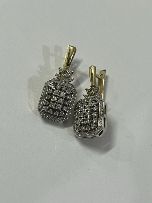 Золотые серьги с бриллиантами 585проба