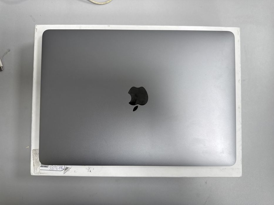 Apple Macbook 13 2022