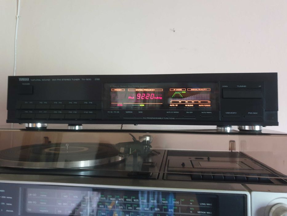 Ofer spre vanzare din colectia proprie, echipame audio, de la 300 lei