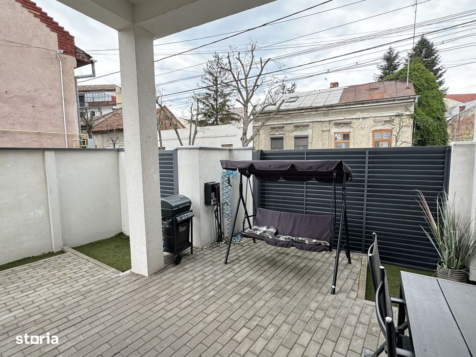 Apartament la casa de inchiriat zona centrala