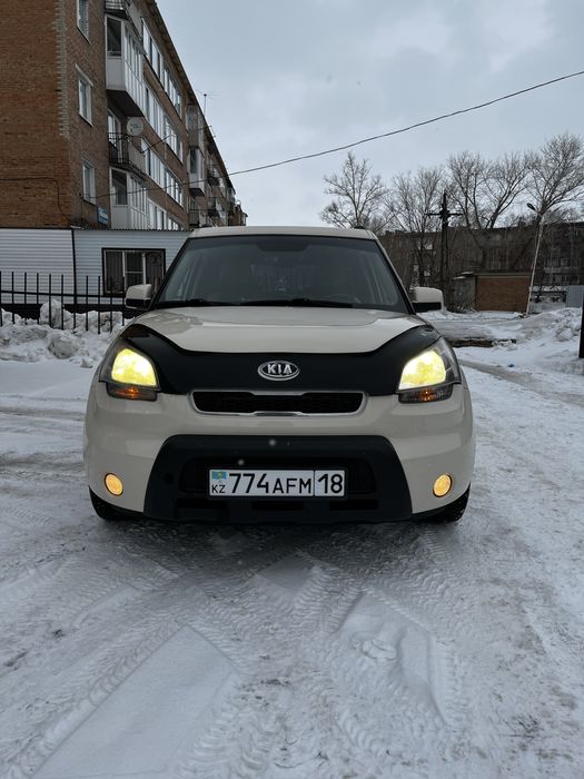 Автомобиль киа soul