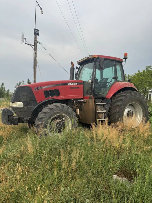 Case 255 aqula plugi va lazeri bilan