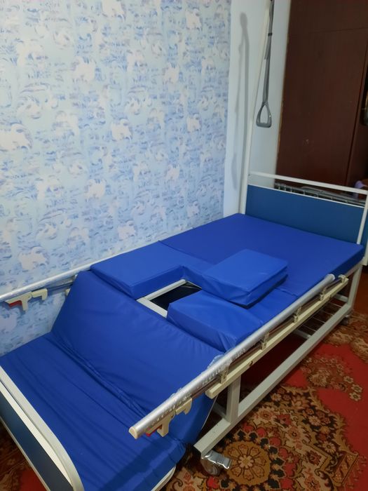 Кровать для лежачих больных