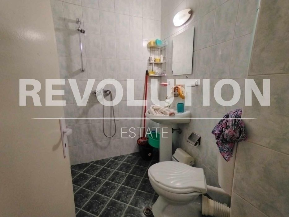 Двустаен апартамент в района на ХЕИ!