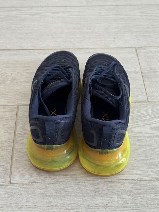 Nike Air Max 720 (marimea 45)