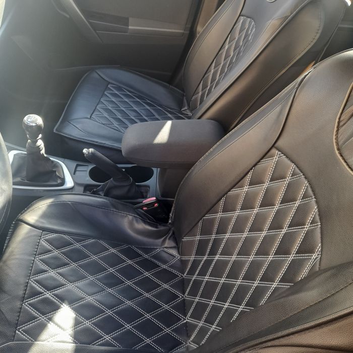 Продавам Тойота аурис