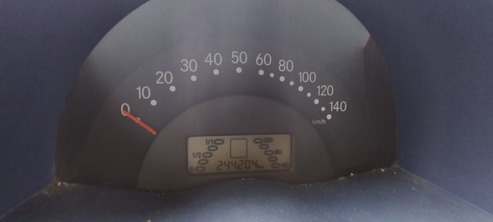 Se vinde Smart City-coupe