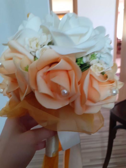 Buchet de mireasă sau nașă