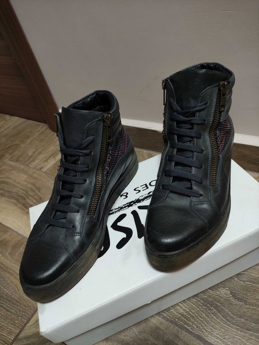 Дамски кецове "ARISE" естествена кожа 37 номер