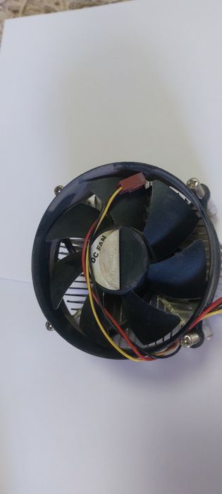 Продаётся компьютерные запчасти