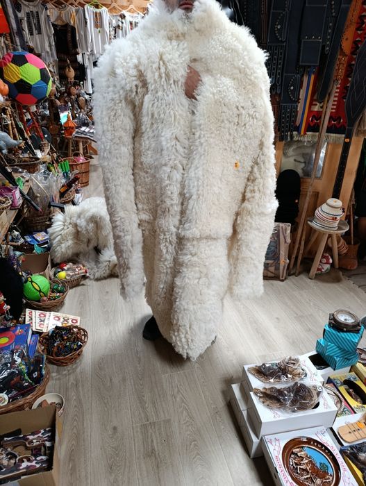 Cojoc bitusca sarica