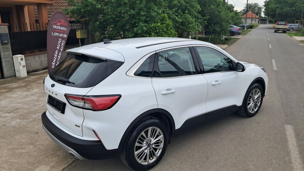 Ford Kuga Plug-In Hybrid Titanium, 225 CP,  Tva deductibil Finantare- Rate/ Garanție, INMATRICULAT,  EURO 6 Garanție 12-36 luni Finanțare  rate fixe