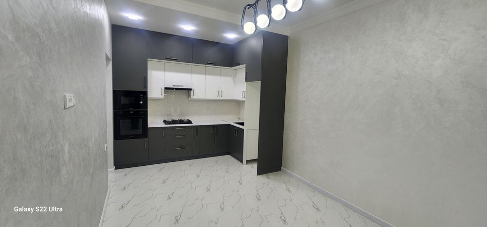 Srochni uy sotiladi 2 Sotix 7 xonaday iborat bektemir tumani fod