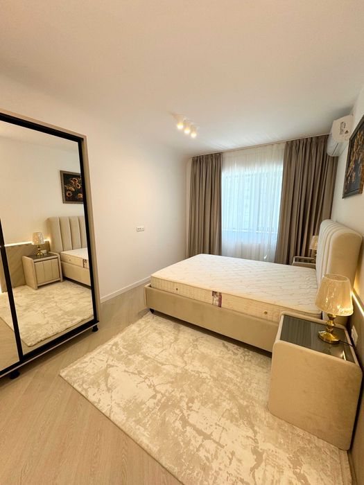 Proprietar inchiriez ap. 3 camere in Cortina North