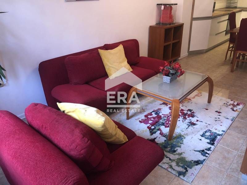 Дава се под наем Тристаен апартамент в Варна, Окръжна болница - 100 кв.м за 700 € - Снимка #4