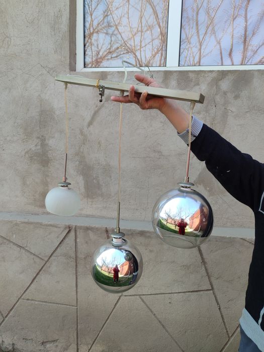 Продам люстры разные по 2тыс тенге