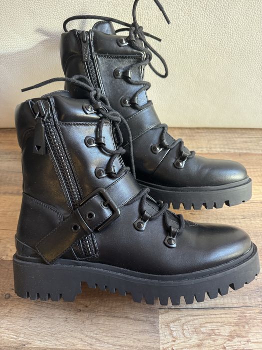 Guess боти, отлични