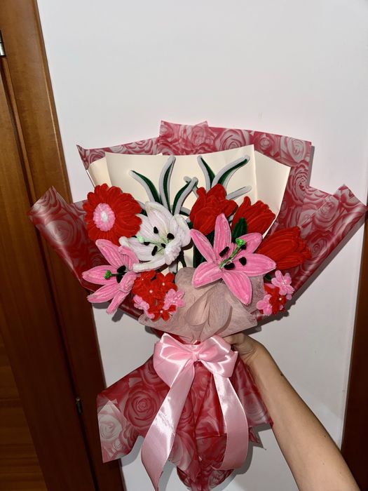 Buchet urias cu flori nemuritoare