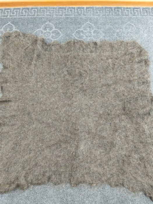 Пуховые платки ручной работы