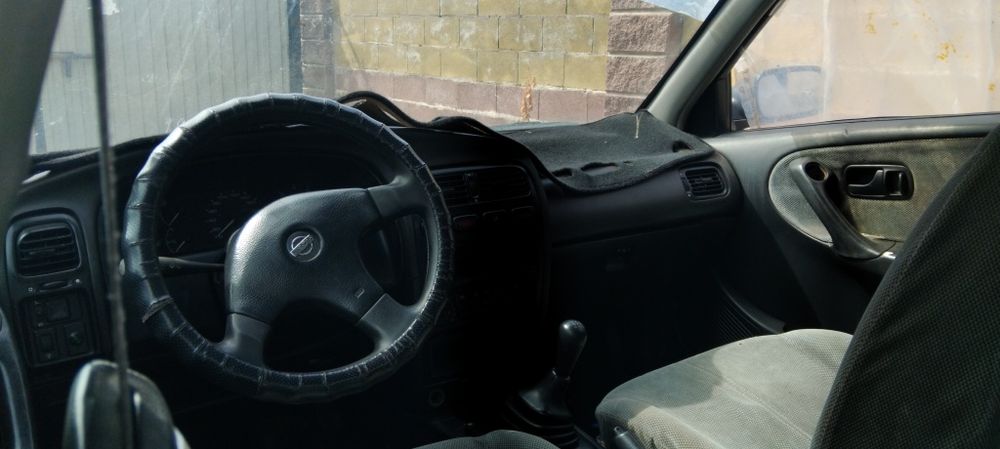 Продам Nissan Primera 1991