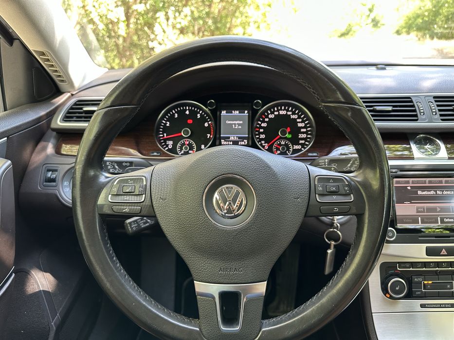 Volkswagen Passat 1.8 TSI 2012