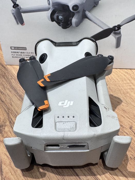 Продам dji mini 4 pro