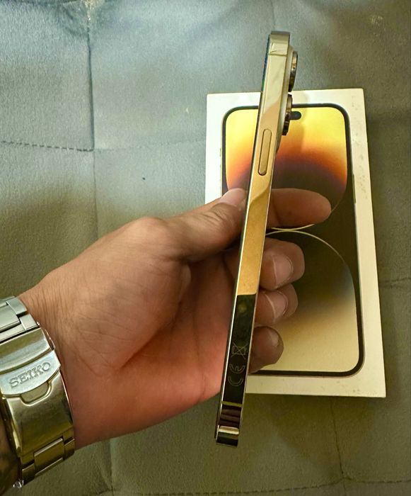 Iphone 14 promax gold