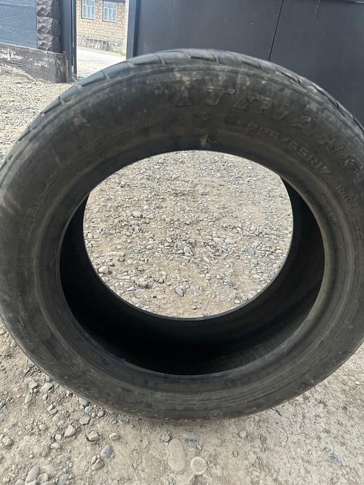 Шины 17размер б/у