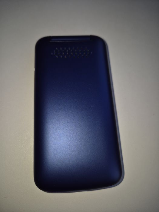 Мобильный телефон