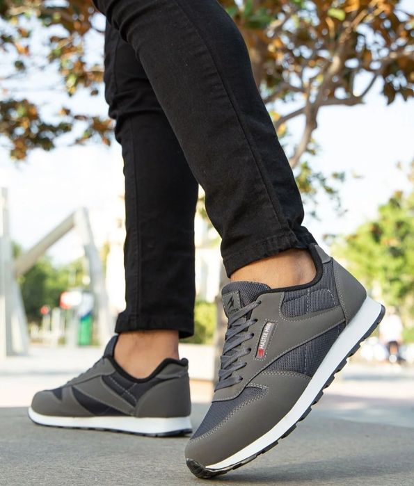 Adidașii Bărbați Noi Nr 40 La Cutie Calitate Buna