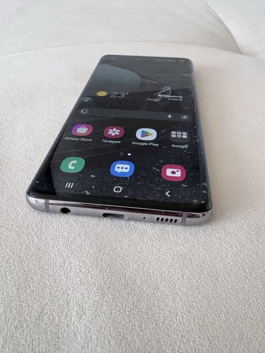 Продам Samsung s10