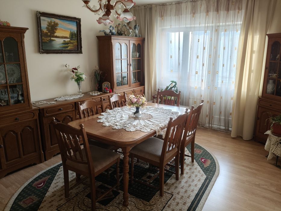 Închiriez ap 3 camere