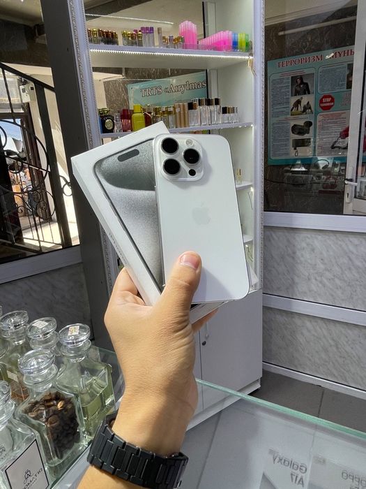 Iphone 15 pro , 256 gb