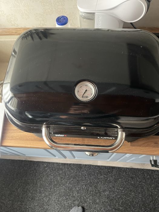 Gratar electric WeberLumin Contact