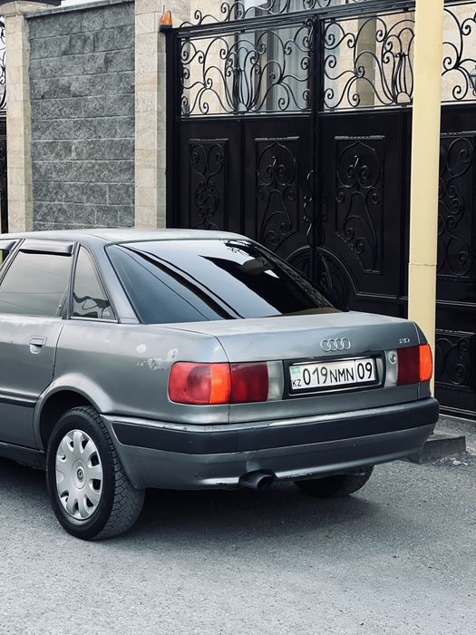Ауди 80 Б4 Серый