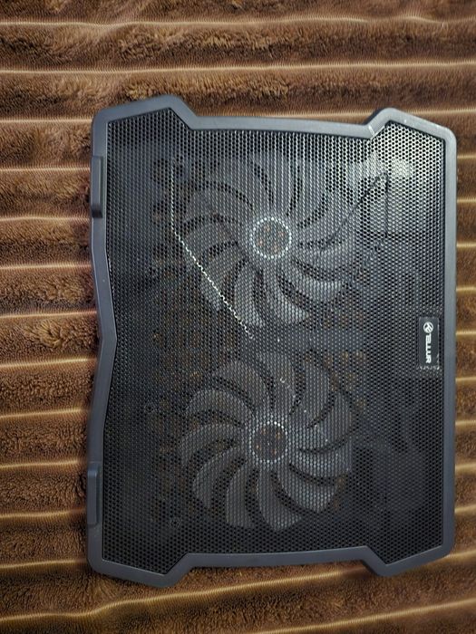 Vând laptop de gaming