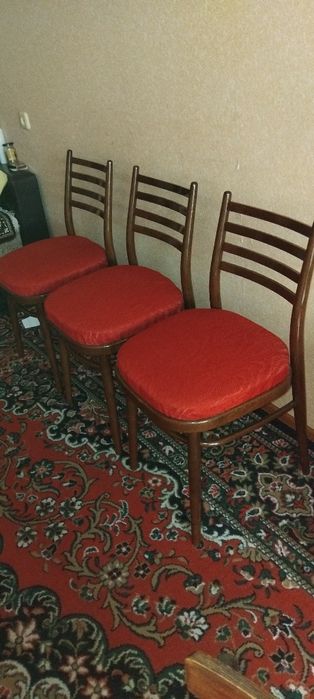 Отырғыштар стулья 3шт.