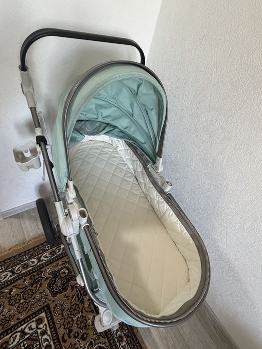Продам коляску 2 в 1