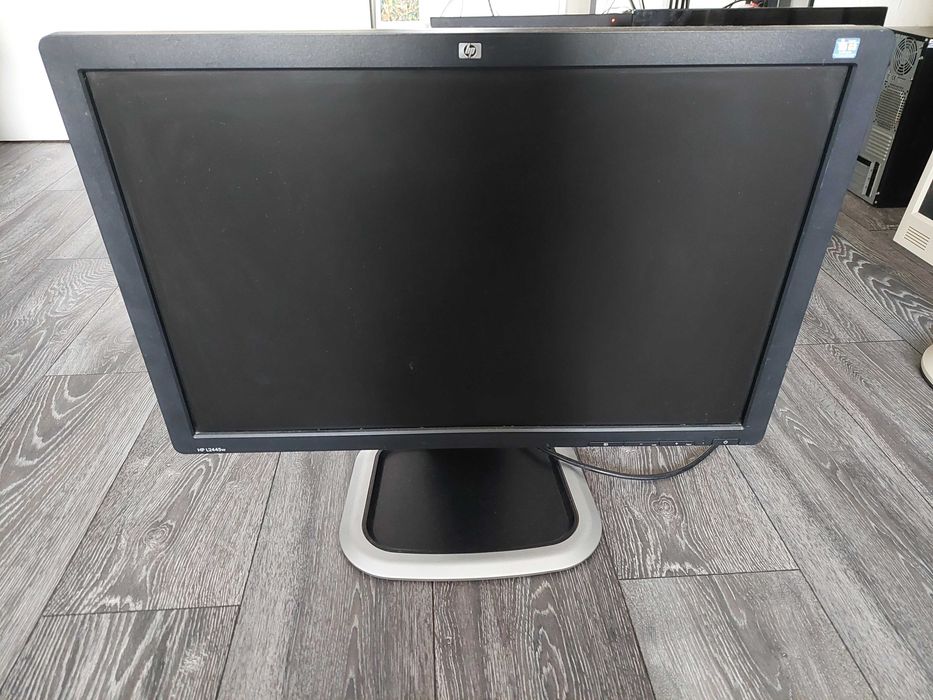 Монитор HP L2445w