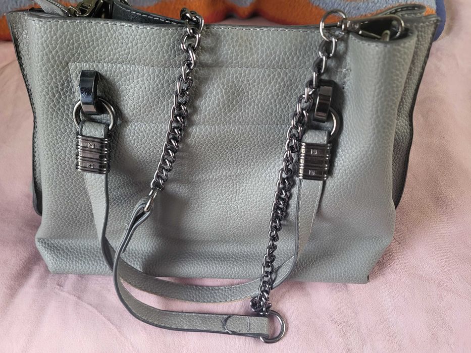 Дамска сива чанта