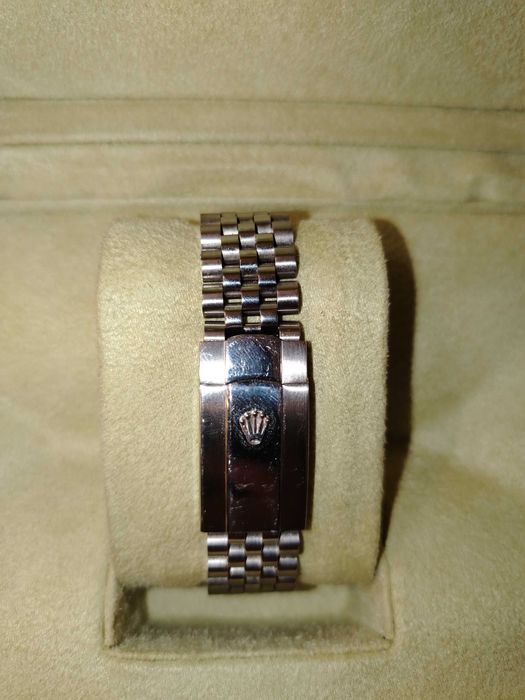 Продавам Часовник ROLEX