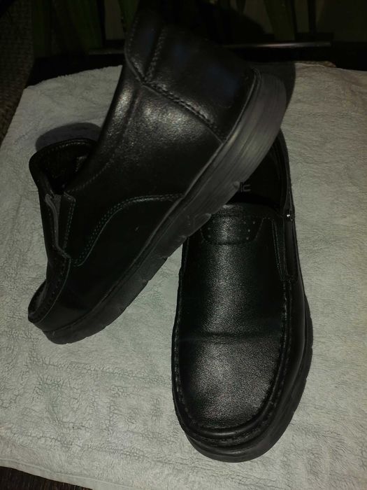 Туфли чёрные 37 размер