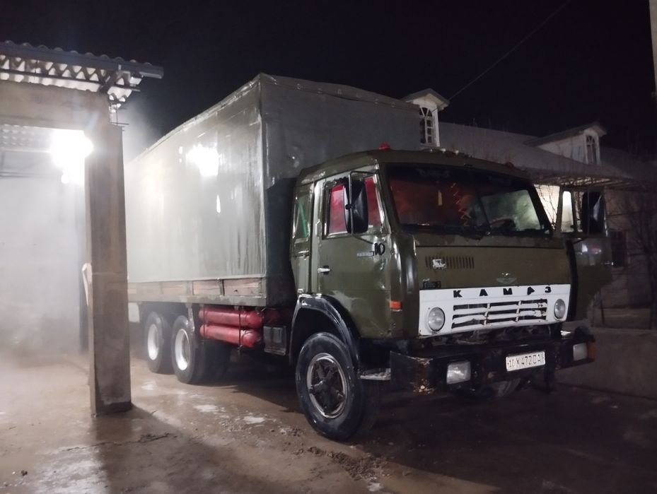 Камаз сотилади болонлари чарчаган  колган жойлари яхши холатда