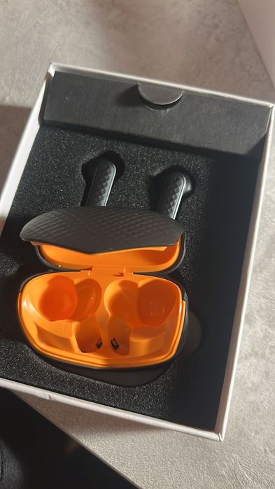 наушники TWS S1 .