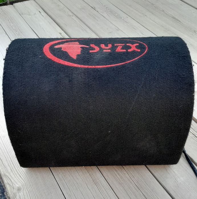 Сабвуфер в хорошем состоянии