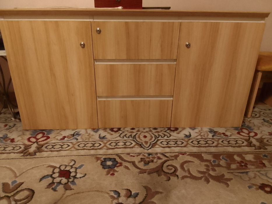 Комод с ключами дерево