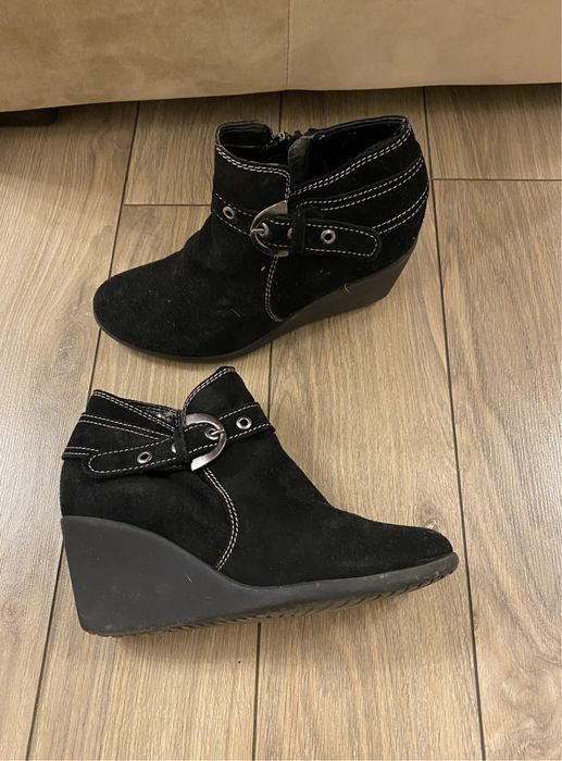 Ghete din Piele Întoarsă