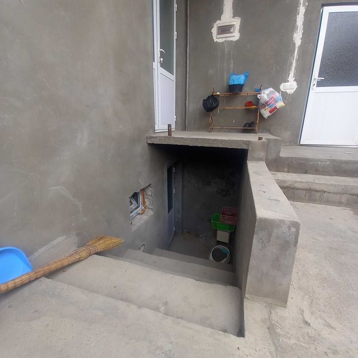 Сергели ул Узар 3.4 сотки 6 комнат 131 школа