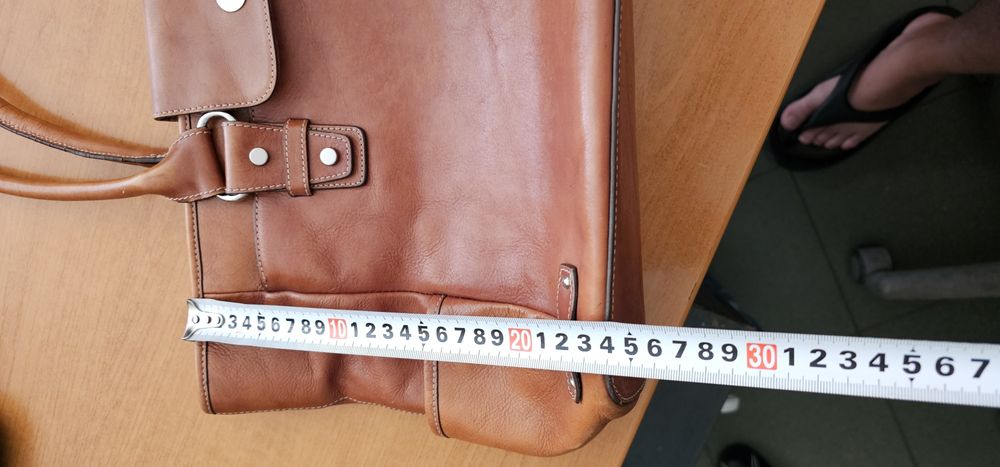AIGNER кожена дамска чанта