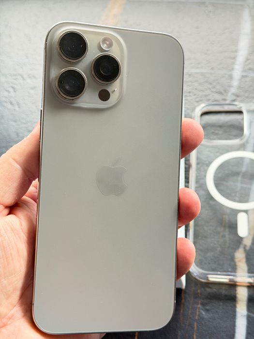 iPhone 16 Pro Max Natural Titanium, 256 GB, Excelent, bonus